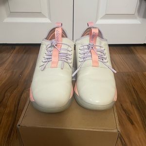 Clove size 7.5 limited edition color